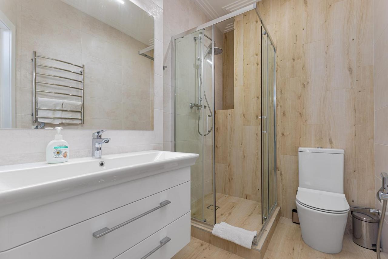 Sea Symphony 3-Bedrooms Apartment โอเดสซา ภายนอก รูปภาพ