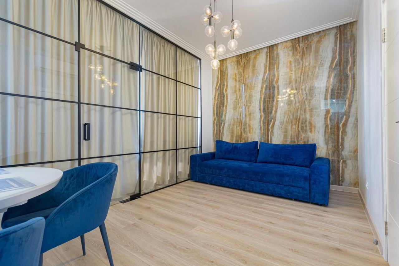 Sea Symphony 3-Bedrooms Apartment โอเดสซา ภายนอก รูปภาพ